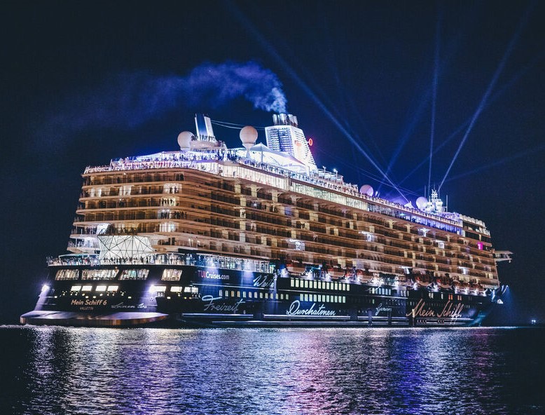 Zwei Tote auf Kreuzfahrtschiff! 2 Passagiere eines Kreuzfahrtschiffes sterben bei Ausflug!