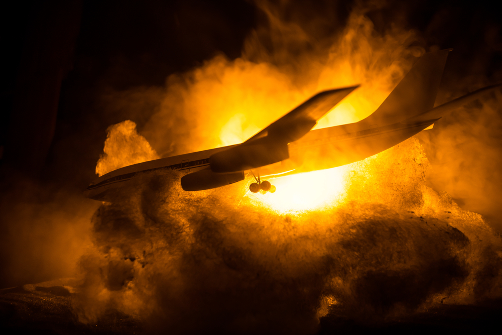 Flugzeugabsturz über Deutschland! Es gibt Tote, Rettungskräfte an Absturzstelle eingetroffen!