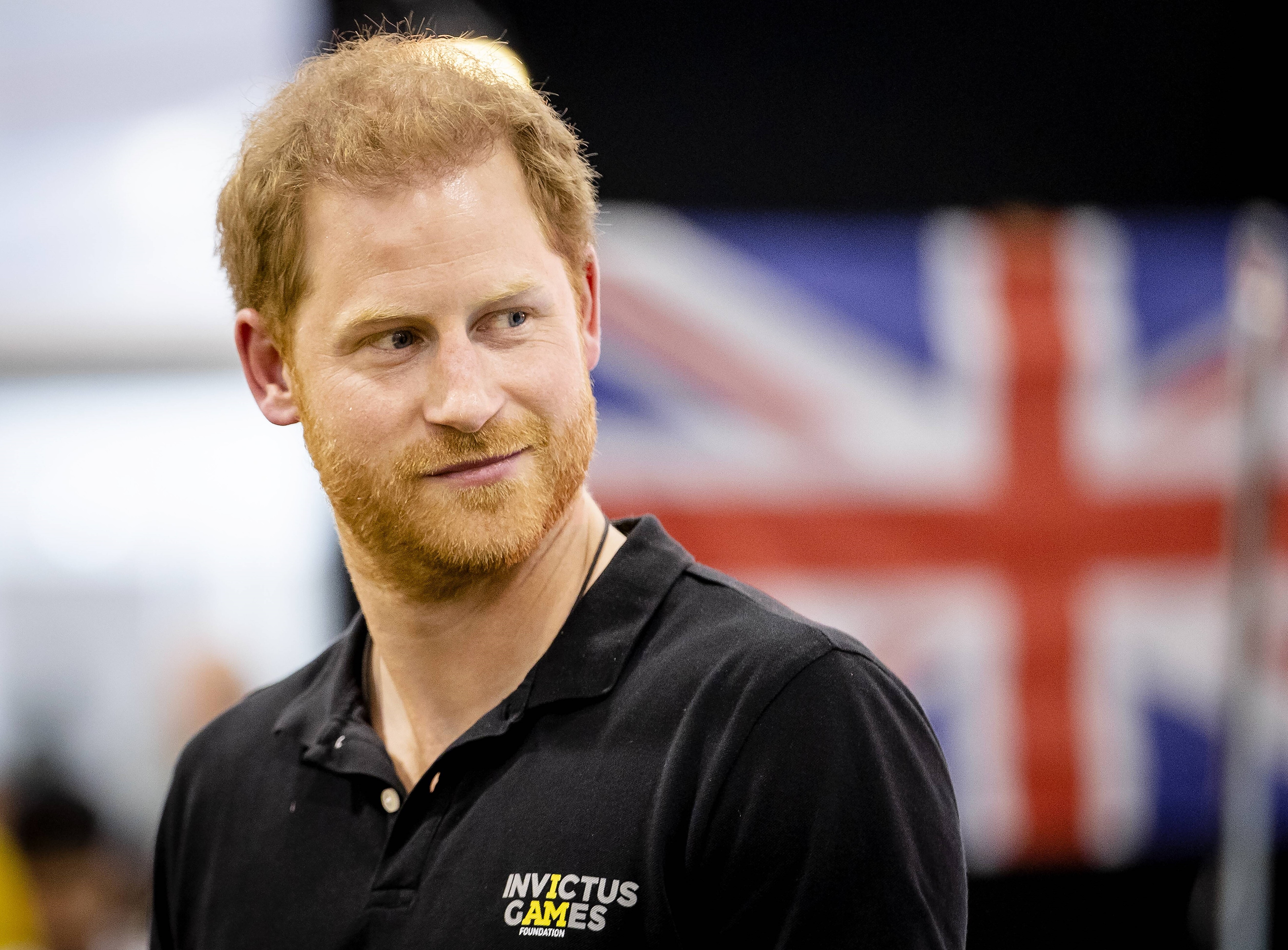 Harry und Charles - Geheimes Treffen  vor der Krönung - Prinz Harry bereits im Palast eingetroffen!