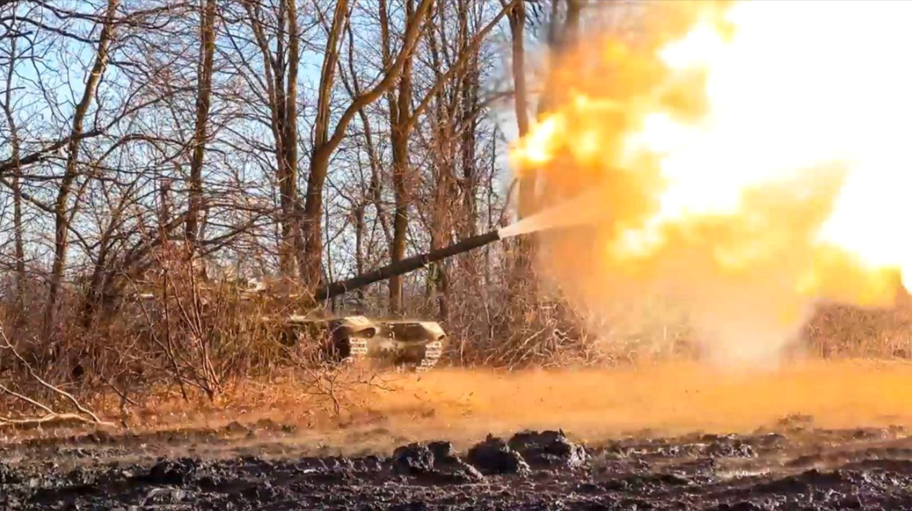 Chaos! Putins Truppen beschießen sich gegenseitig! Kadyrow-Kämpfer und russische Armee feuern aufeinander