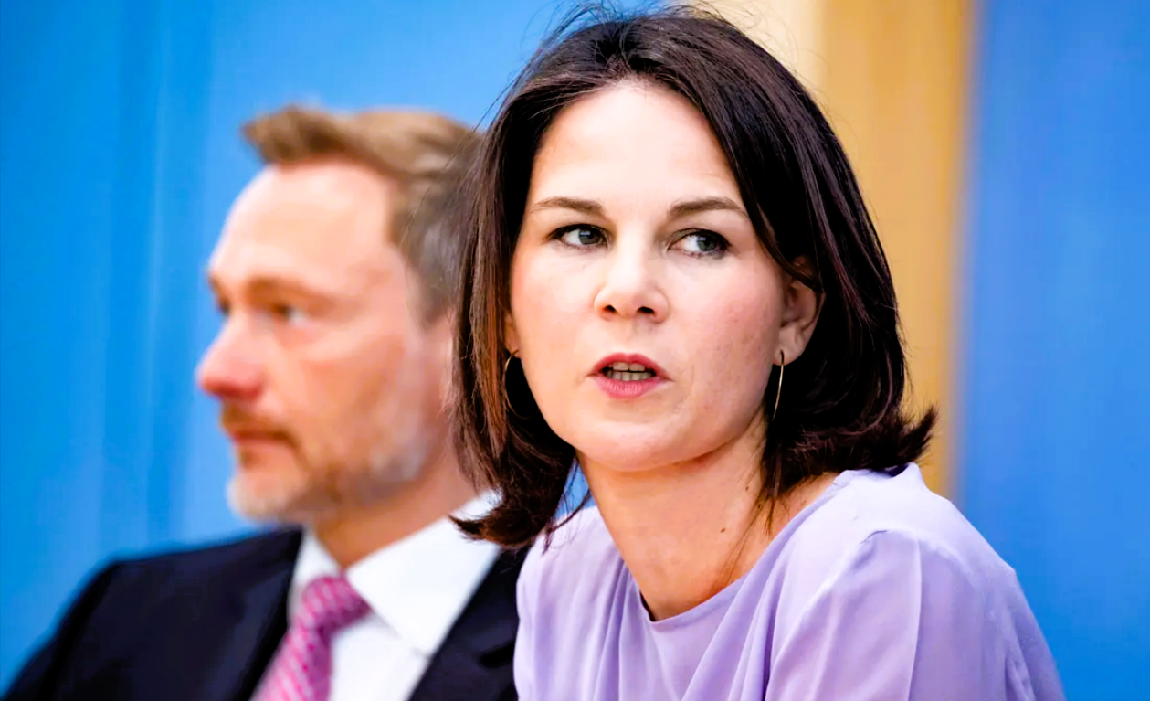 Paukenschlag! Baerbock zieht sich zurück! Keine Spitzenfunktion bei den Grünen - Partei ohne Führung!